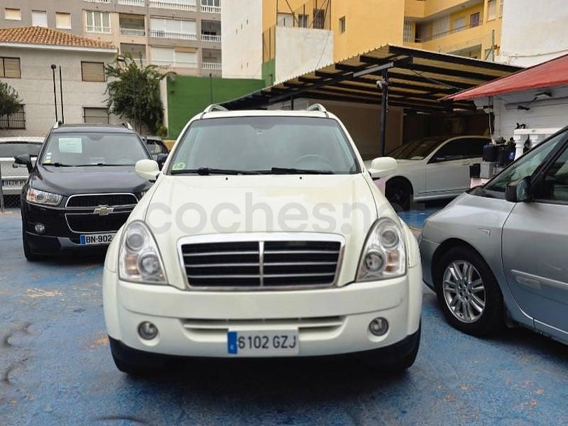 Usado Ssangyong (KGM) Rexton II 186 CV (136 kW) 2010 Blanco SUV