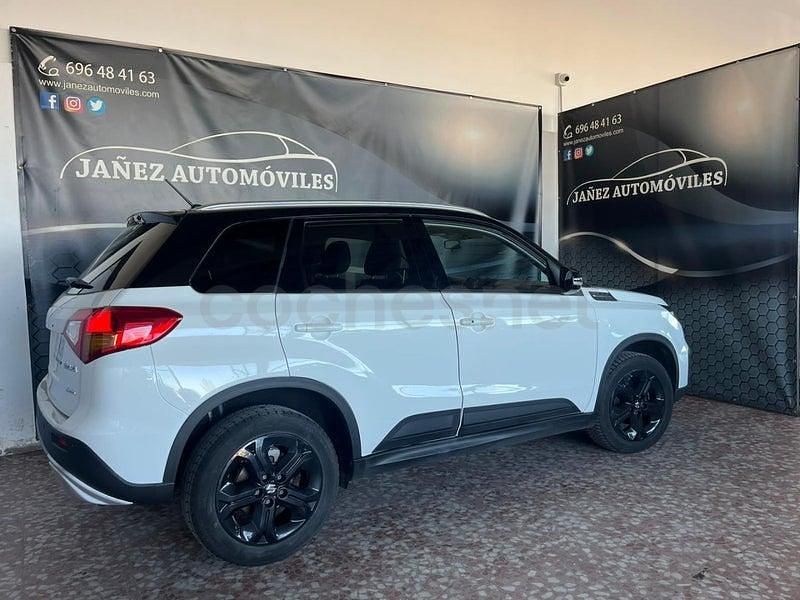 Usado Suzuki Vitara 140 CV (102 kW) 2018 Blanco SUV