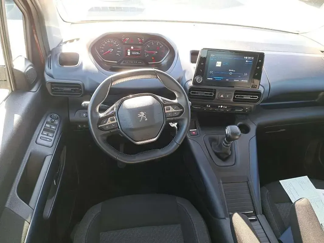 Usado Peugeot Rifter Allure 131 CV (96 kW) 2020 Marrón Monovolumen
