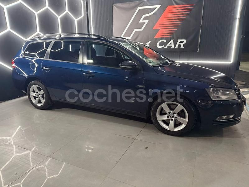 Usado VW Passat Edition 105 CV (77 kW) 2012 Azul Familiar