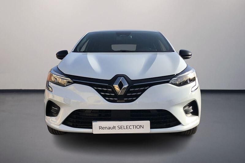 Käytetty Renault Clio V Techno 140 HP (102 kW) 2022 Valkoinen Sedan