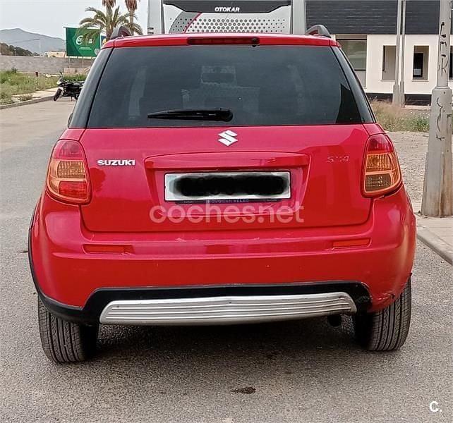 Usado Suzuki SX4 GL 90 CV (66 kW) 2009 Rojo SUV