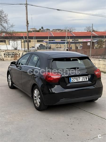 Usado Mercedes A180 Style 109 CV (80 kW) 2016 Negro Berlina