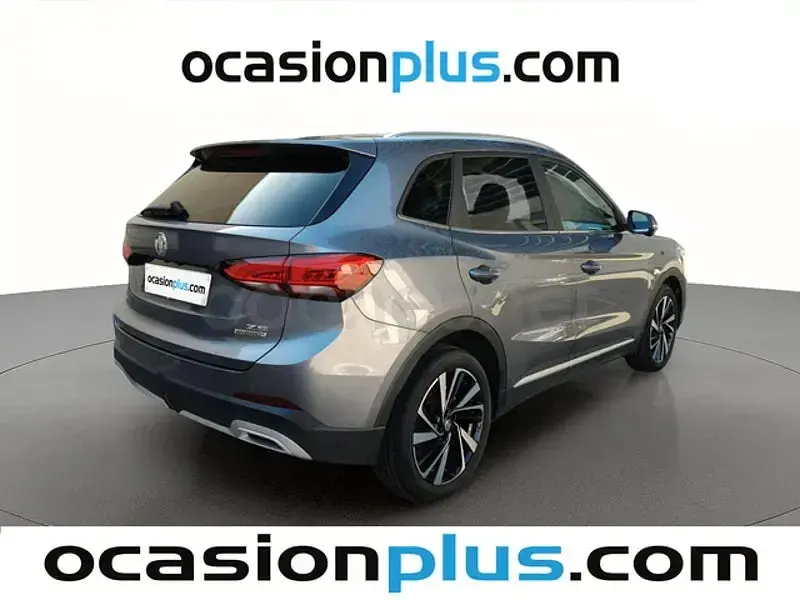 Usado MG ZS Luxury 197 CV (144 kW) 2025 Gris / plata SUV