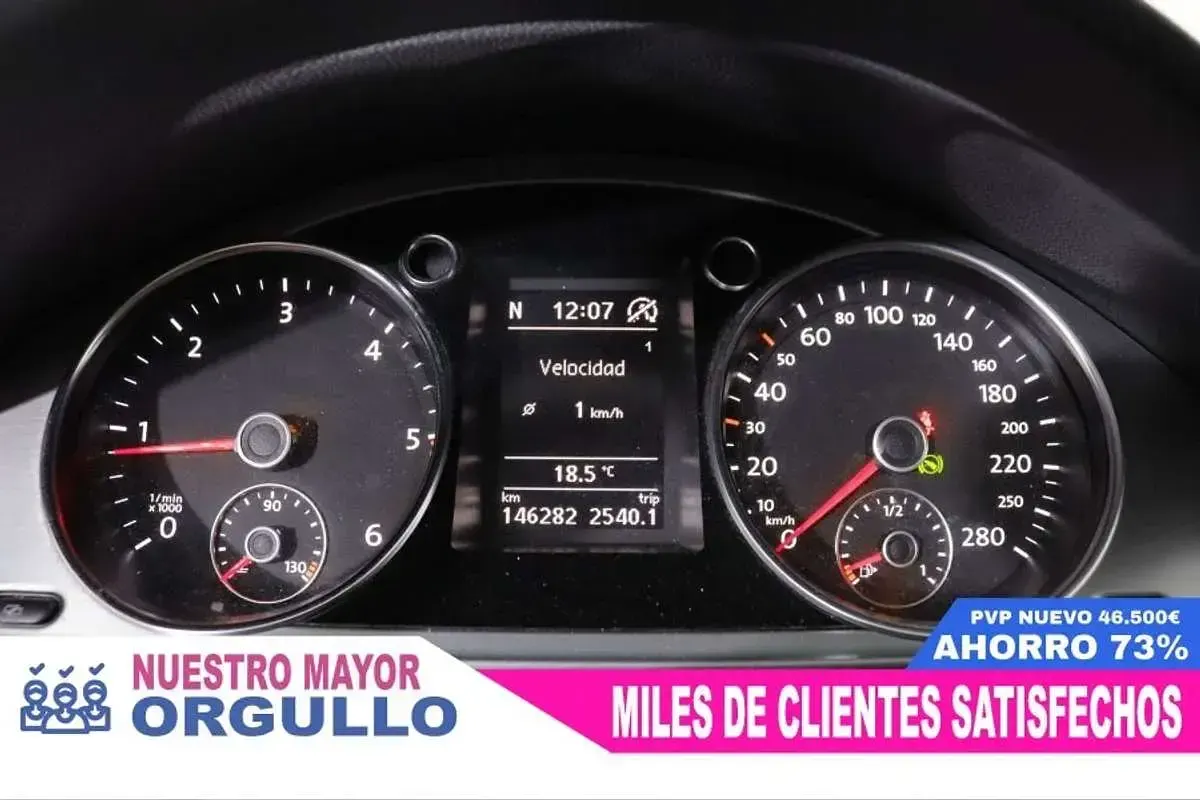 Usado VW CC Exclusive 140 CV (102 kW) 2012 Gris / plata Berlina