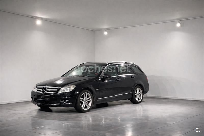 Usado Mercedes C200 136 CV (100 kW) 2009 Gris / plata Familiar