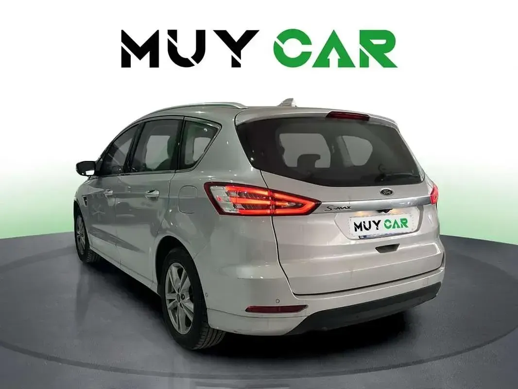 Usado Ford S-MAX Titanium 150 CV (110 kW) 2022 Gris Monovolumen