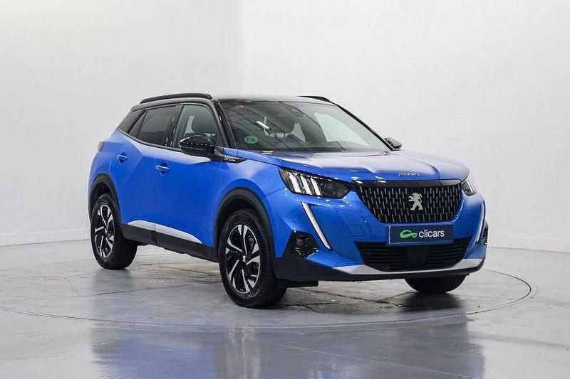 Usado Peugeot 2008 GT-line 130 CV (95 kW) 2020 Azul SUV