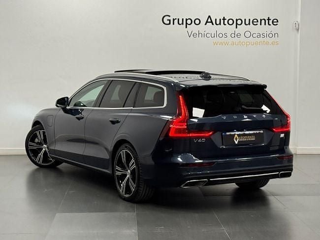 Usado Volvo V60 Inscription 340 CV (250 kW) 2021 Azul Familiar