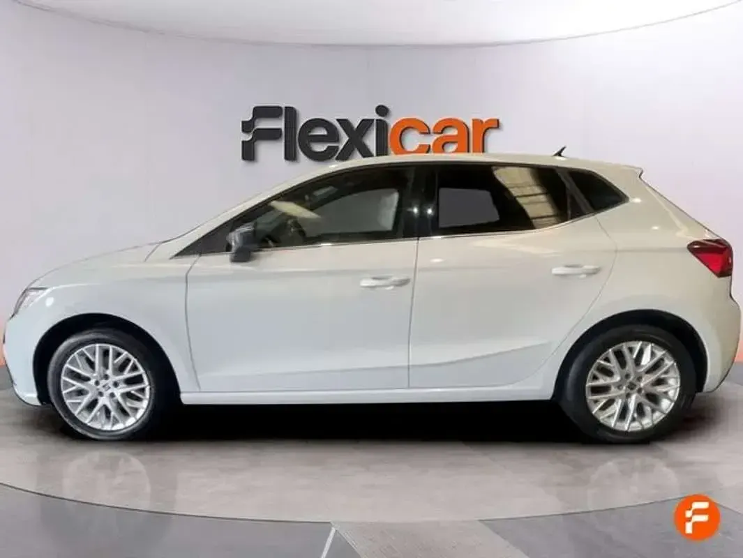Usado Seat Ibiza 116 CV (85 kW) 2024 Blanco Utilitario
