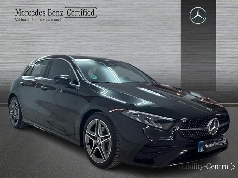 Usado Mercedes A200 AMG line 150 CV (110 kW) 2024 Negro noche Utilitario