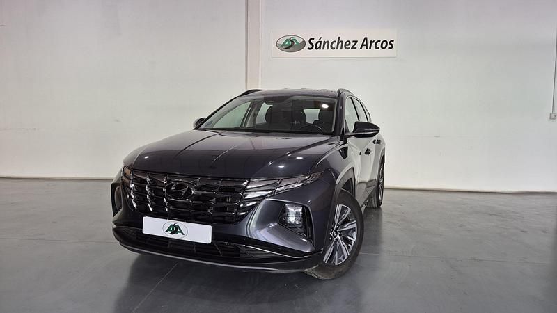 Usado Hyundai Tucson 136 CV (100 kW) 2021 Gris SUV