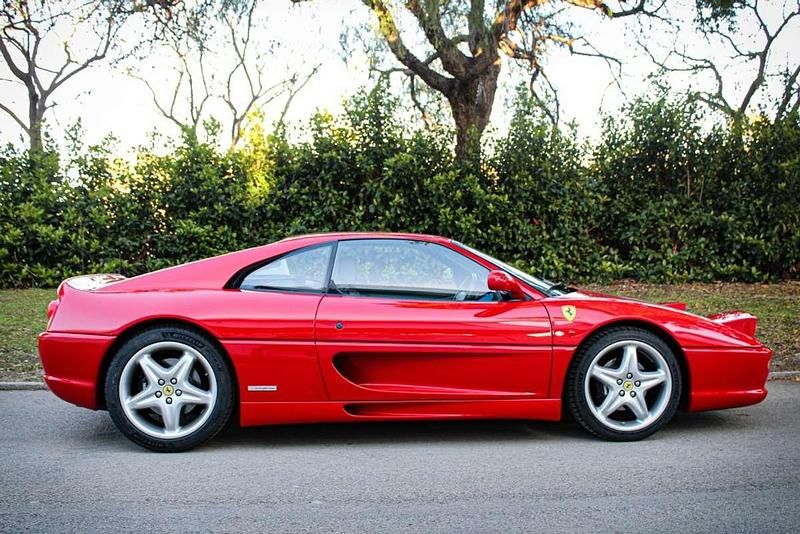 Usado Ferrari F355 380 CV (279 kW) 1997 Rojo Coupe
