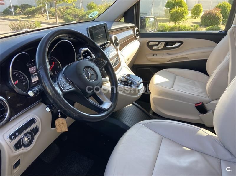 Usado Mercedes V250 Avantgarde 190 CV (139 kW) 2018 Azul Monovolumen