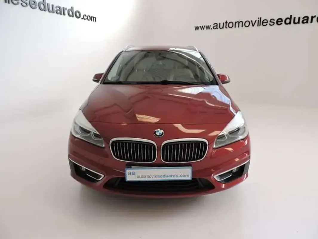 Usado BMW 218 Gran Tourer 150 CV (110 kW) 2016 Rojo Monovolumen