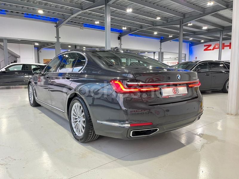 Usado BMW 730 286 CV (210 kW) 2021 Gris / plata Berlina