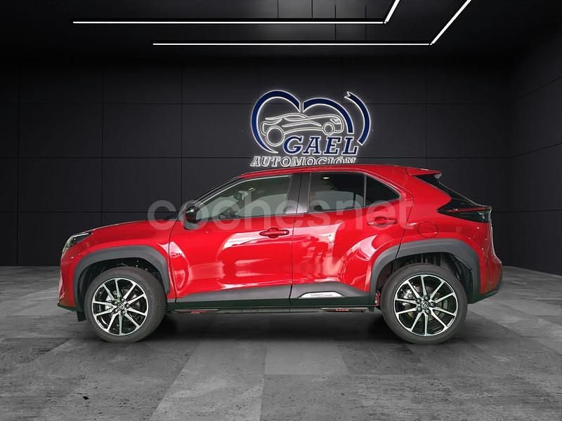 Nuevo Toyota Yaris Cross Sport 130 CV (95 kW) 2025 Rojo SUV