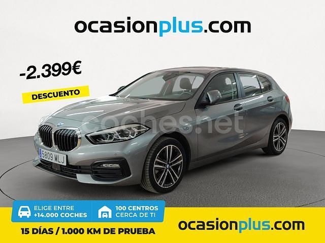 Gris / plata Usado 2023 BMW 118 Utilitario | 26.390 € (Un poco caro) - Imagen 1/4