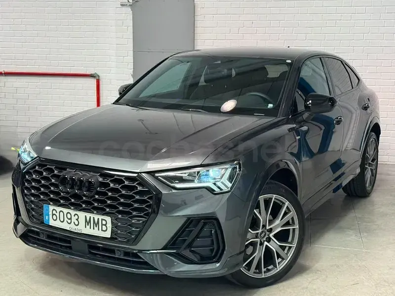 Usado Audi Q3 Sportback S-Line 150 CV (110 kW) 2024 Gris / plata SUV
