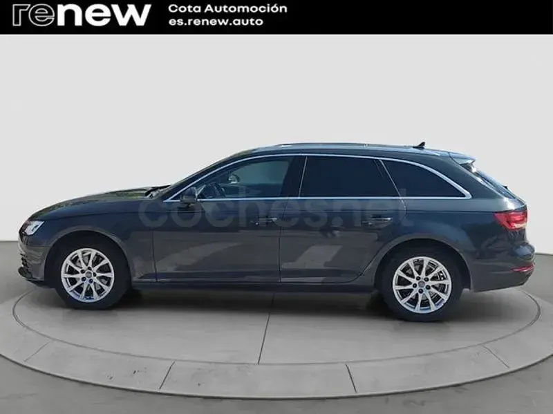 Usado Audi A4 Premium 150 CV (110 kW) 2018 Negro Familiar