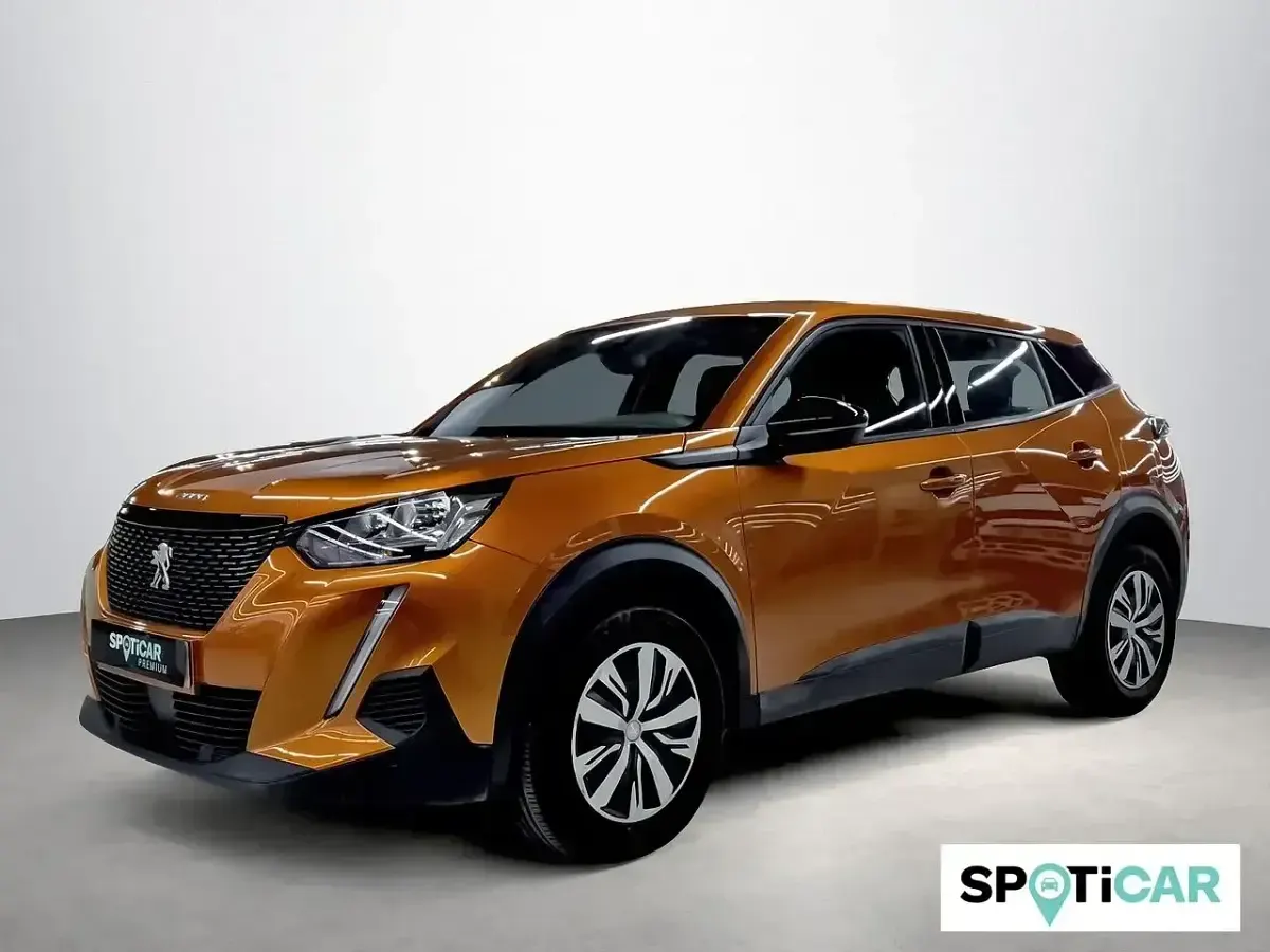 Usado Peugeot 2008 Active 101 CV (74 kW) 2023 Naranja SUV