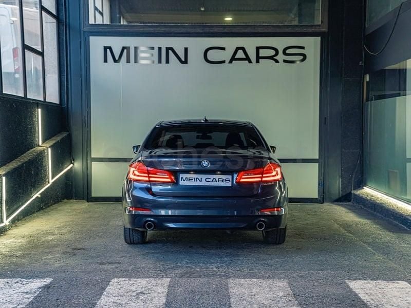 Usado BMW 530 Comfort Edition 265 CV (194 kW) 2018 Gris / plata Berlina