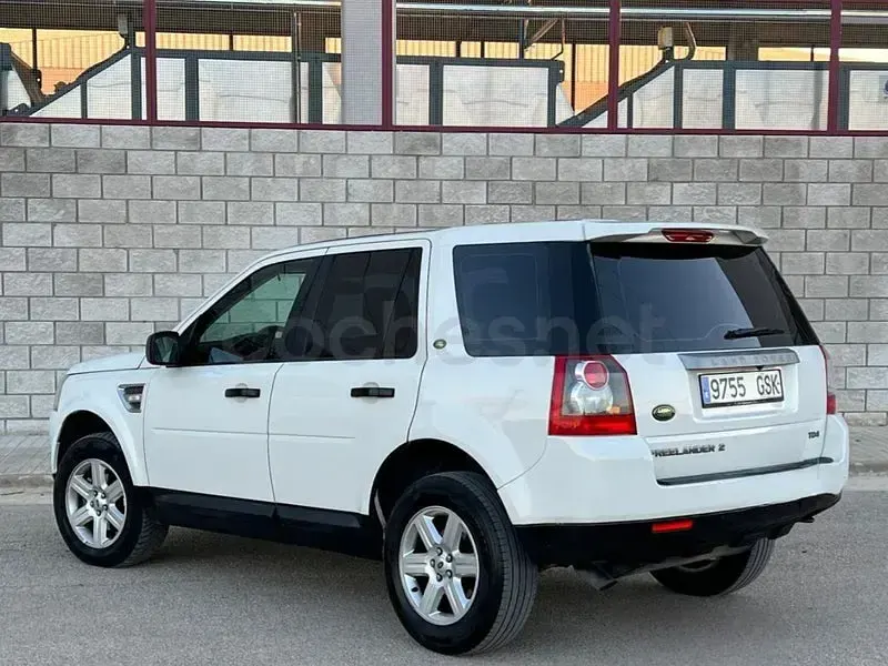 Usado Land Rover Freelander 2 HSE 150 CV (110 kW) 2010 Blanco SUV