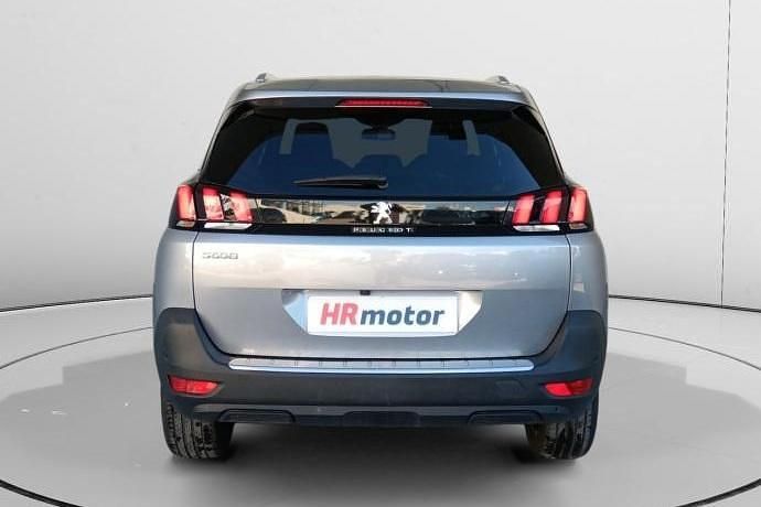 Usado Peugeot 5008 Allure 131 CV (96 kW) 2023 SUV