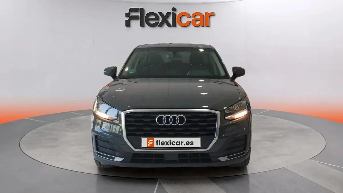 Usado Audi Q2 Advanced 116 CV (85 kW) 2019 Gris SUV