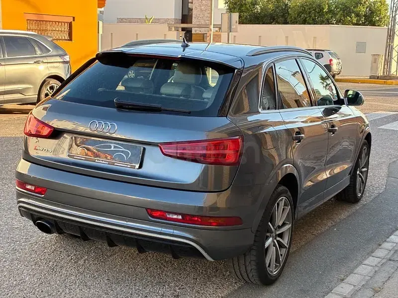 Usado Audi RS Q3 340 CV (250 kW) 2016 Gris / plata SUV