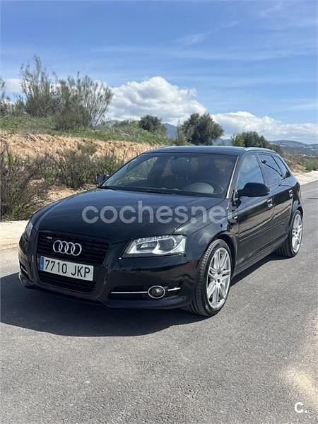 Käytetty Audi A3 Attraction 140 HP (102 kW) 2012 Musta Viistoperä