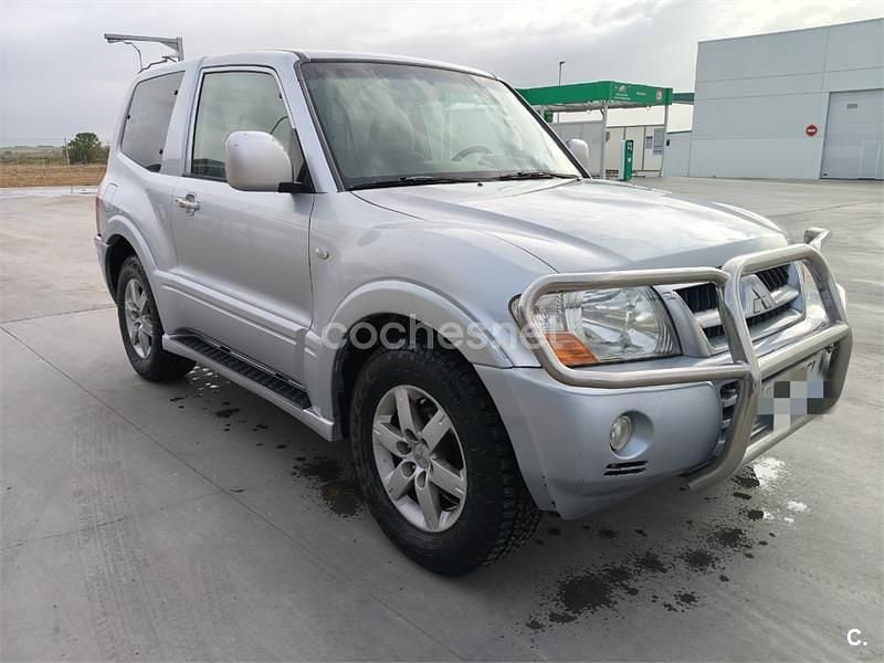 Usado Mitsubishi Montero 160 CV (117 kW) 2005 Gris / plata SUV