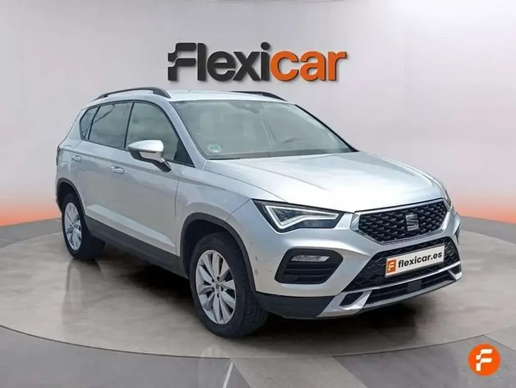 Usado Seat Ateca Style 150 CV (110 kW) 2023 Gris SUV