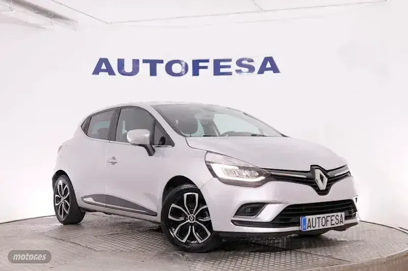 Usado Renault Clio Intens 90 CV (66 kW) 2017 Plateado
