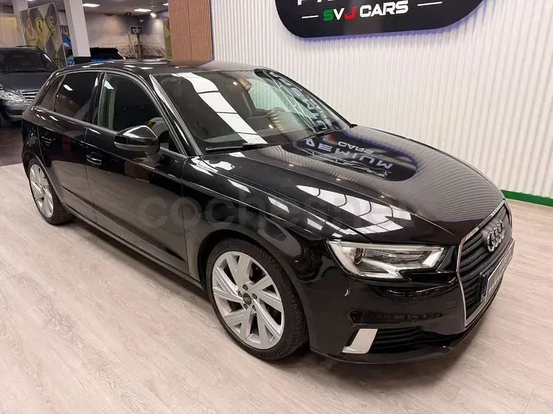Usado Audi A3 150 CV (110 kW) 2017 Negro Berlina
