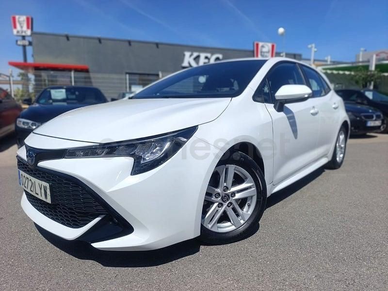 Usado Toyota Corolla Business Edition 122 CV (89 kW) 2022 Blanco Berlina