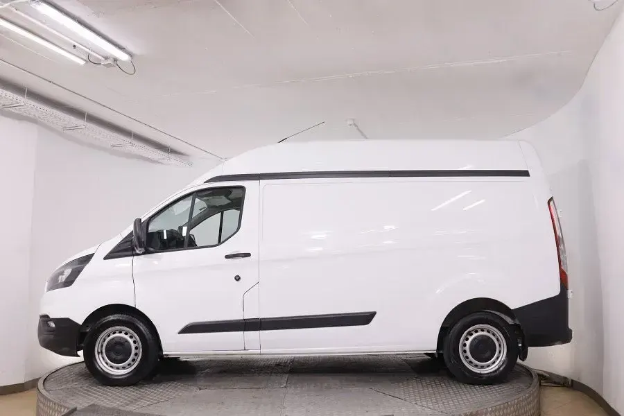 Usado Ford Transit Custom Ambiente 130 CV (95 kW) 2021 Blanco Van