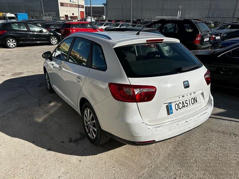 Usado Seat Ibiza Style 105 CV (77 kW) 2012 Blanco