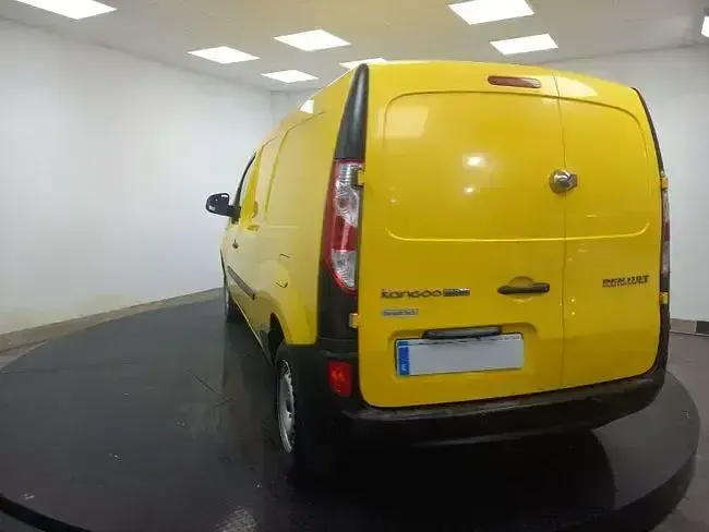 Begagnad Renault Kangoo 95 HK (69 kW) 2020 Gul Minibuss