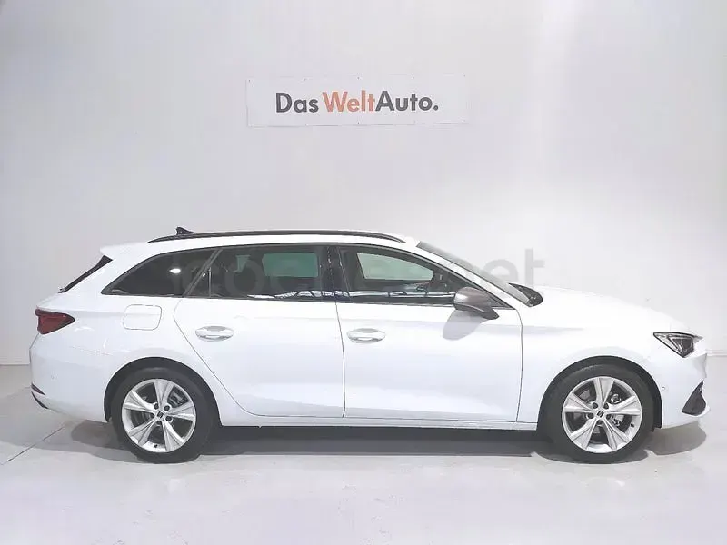 Nuevo Seat Leon FR 150 CV (110 kW) 2026 Blanco Familiar