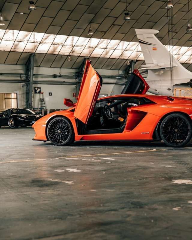 Usado Lamborghini Aventador 700 CV (514 kW) 2018 Naranja Coupe