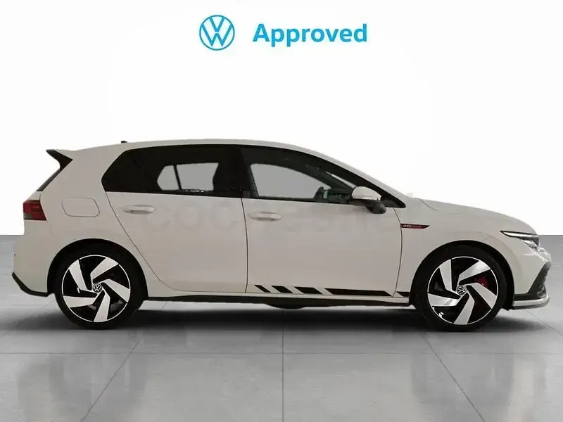 Usado VW Golf VIII GTI Clubsport 301 CV (221 kW) 2024 Blanco Berlina