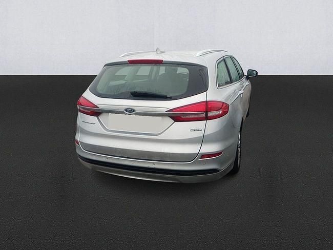 Usado Ford Mondeo Titanium 186 CV (136 kW) 2022 Gris Berlina