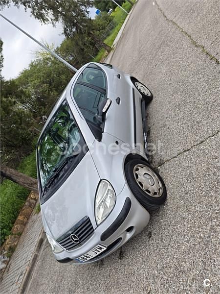 Usado Mercedes A170 Classic 95 CV (69 kW) 2004 Gris / plata Monovolumen