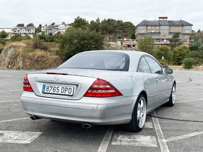 Usado Mercedes CL500 306 CV (225 kW) 2000 Gris / plata Coupe