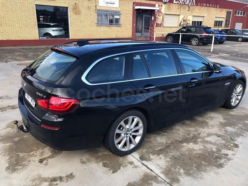 Usado BMW 530 Luxury Line 258 CV (189 kW) 2014 Negro Familiar