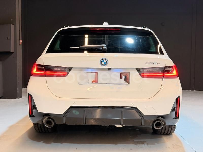 Usado BMW 330e Comfort Edition 292 CV (214 kW) 2024 Blanco Familiar