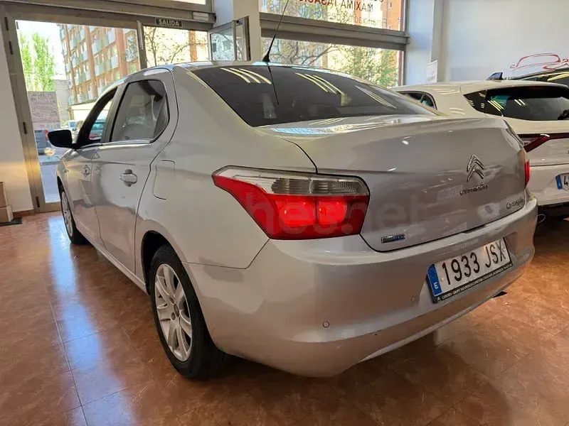 Usado Citroën C-Elysee I Exclusive 100 CV (73 kW) 2016 Gris / plata Berlina