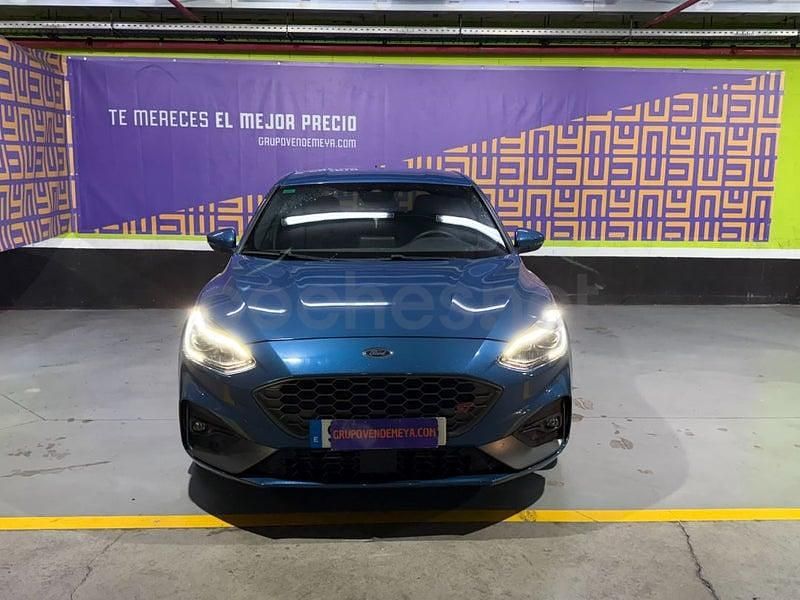 Usado Ford Focus ST 280 CV (205 kW) 2021 Azul Berlina