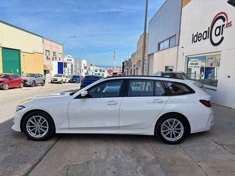 Usado BMW 318 150 CV (110 kW) 2025 Blanco Familiar
